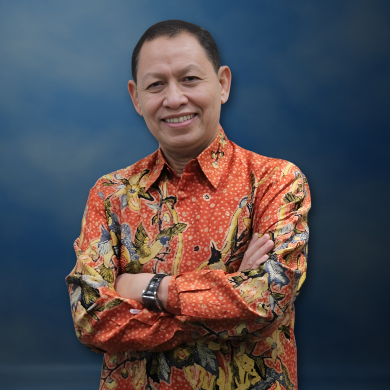 Direktur Pemasaran
Ismail Kady